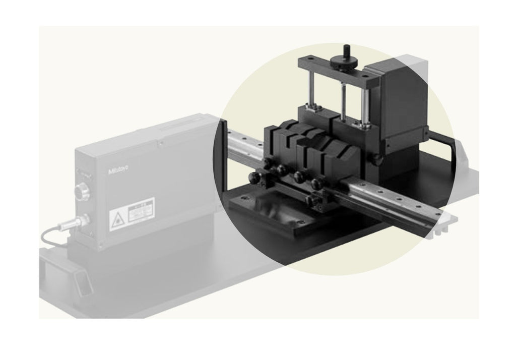 02AGD370 Mitutoyo Laser Scan Micrometer Adjustable V-Blocks